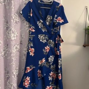 Banana Republic blue floral true wrap dress size 6